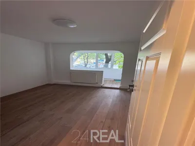 Apartament parter zona Tineretului - pretabil birou